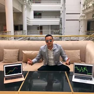 Profile image of Free Forex Signals💰 - FxLifeStyle. on Telegram