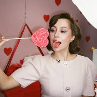 Imagen de perfil de Мини Каролина en Telegram
