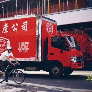 Dalla Cina con furgone