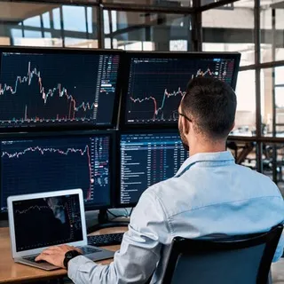 Crypto Trades