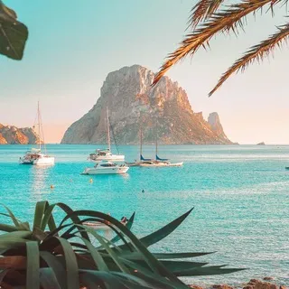 Trabajo en Ibiza ⛱