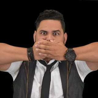 MICHELITO DANDO CHUCHO